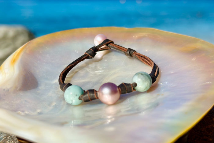 Emerald Bracelet With a 11mm Pearl of Your Choice